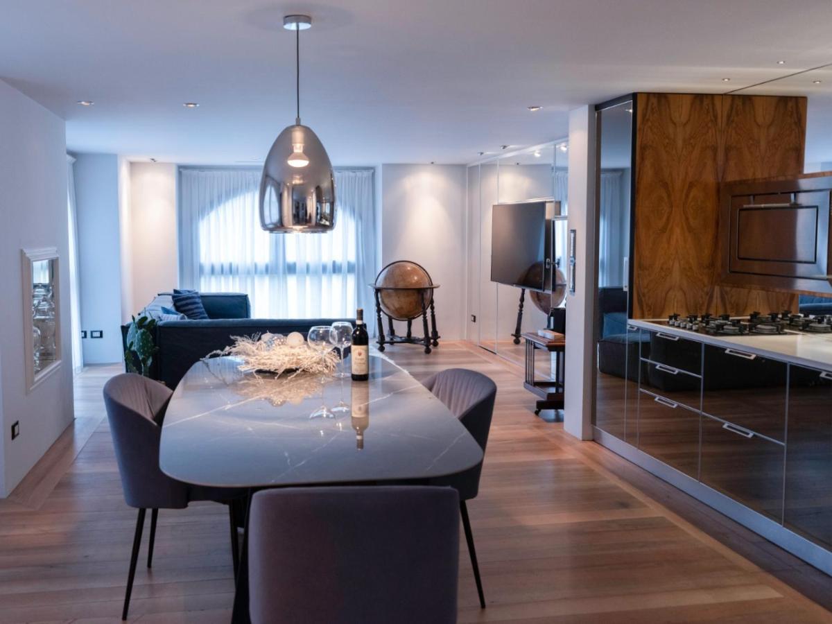 Luxury Apartment Milan Bagian luar foto
